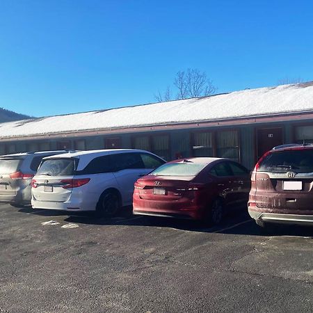 Pleasant Valley Motel West Stockbridge Εξωτερικό φωτογραφία