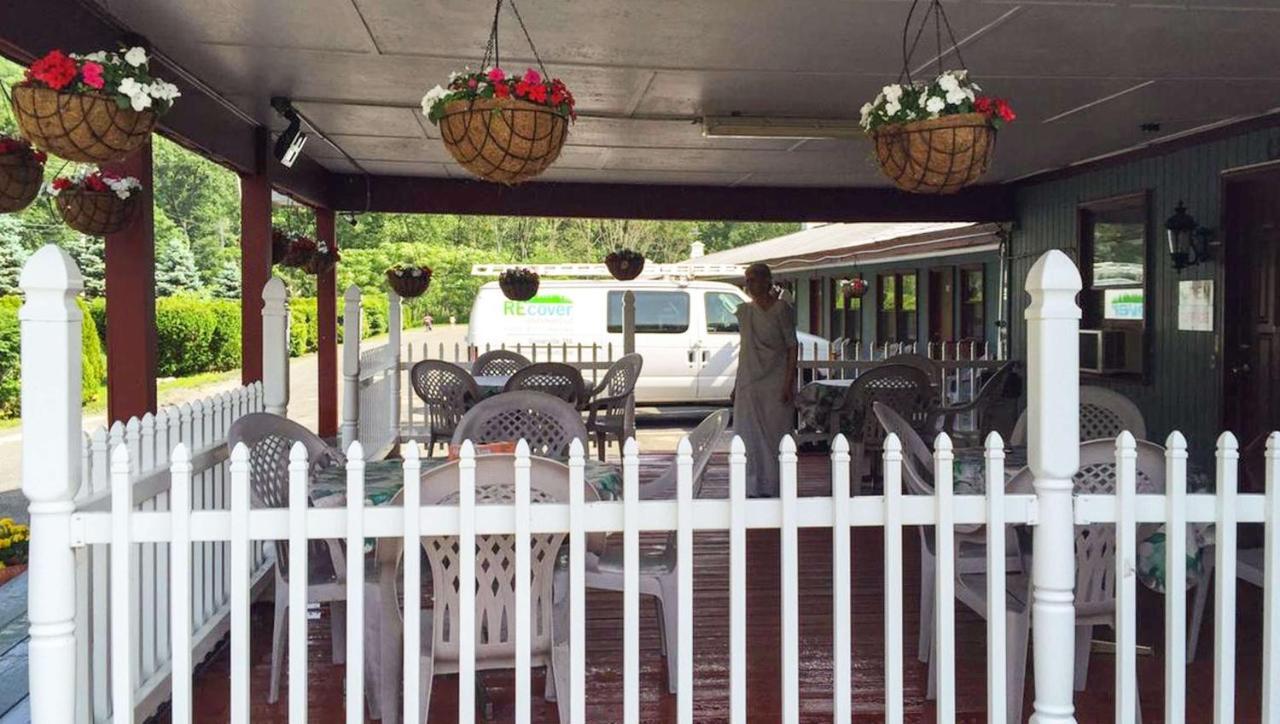 Pleasant Valley Motel West Stockbridge Εξωτερικό φωτογραφία