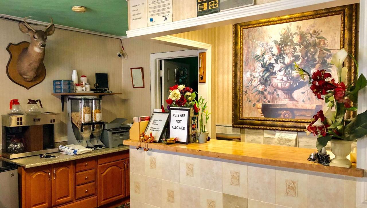 Pleasant Valley Motel West Stockbridge Εξωτερικό φωτογραφία